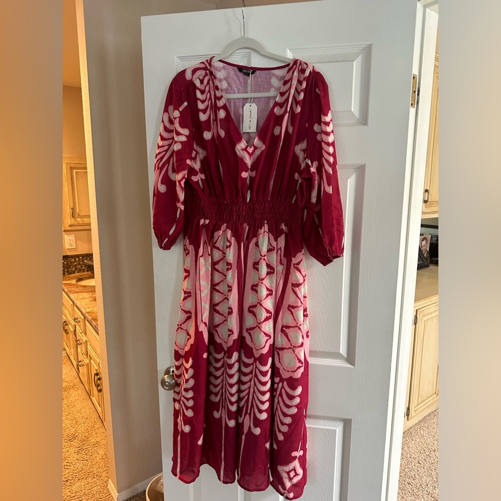 Women’s dress by ador. 2 Xl.  I usually wear an XL but this brand runs small.